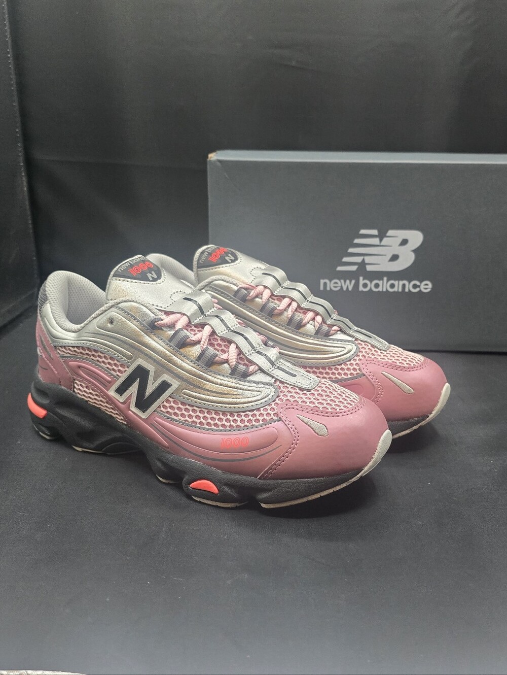 New Balance 1000 Sneakers Pink Grey